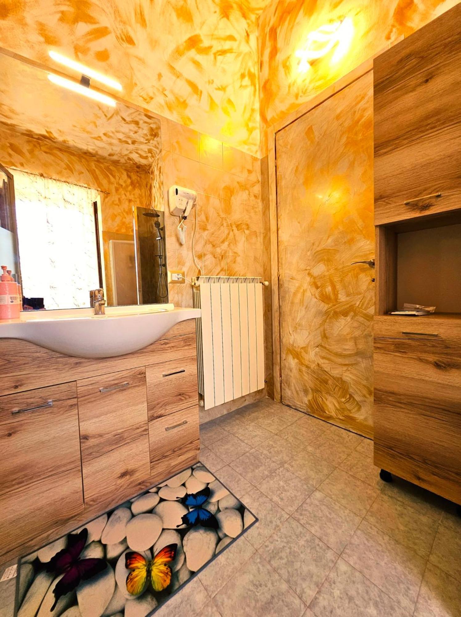 La Corte Dei Fiori Albavilla Room photo
